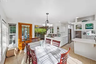 1001 W Park Roadway, Coos Bay, OR 97420 - Photo 11