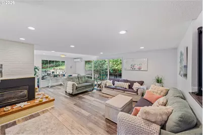 1001 W Park Roadway, Coos Bay, OR 97420 - Photo 5