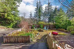 1001 W Park Roadway, Coos Bay, OR 97420 - Photo 45