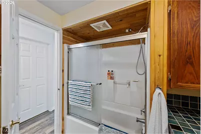 1001 W Park Roadway, Coos Bay, OR 97420 - Photo 19