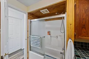 1001 W Park Roadway, Coos Bay, OR 97420 - Photo 19