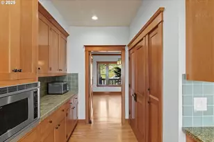 4015 NW Devoto Ln, Portland, OR 97229 - Photo 25