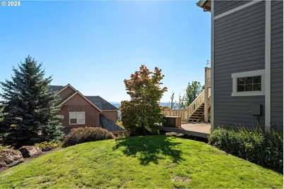 4015 NW Devoto Ln, Portland, OR 97229 - Photo 45
