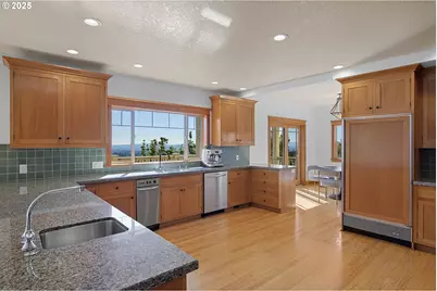 4015 NW Devoto Ln, Portland, OR 97229 - Photo 23