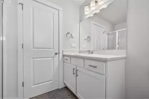 9275 E Burnside St, Portland, OR 97216 - Photo 13