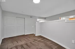 327 NW Park Ave, Portland, OR 97209 - Photo 21