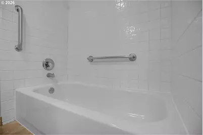 327 NW Park Ave #3B, Portland, OR 97209 - Photo 25