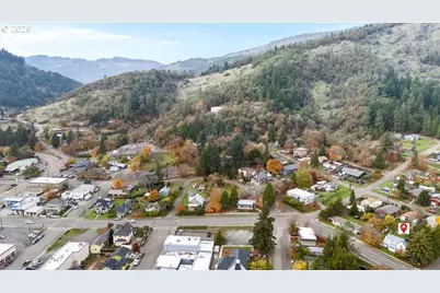 606 NW Nichol Ave, Myrtle Creek, OR 97457 - Photo 25