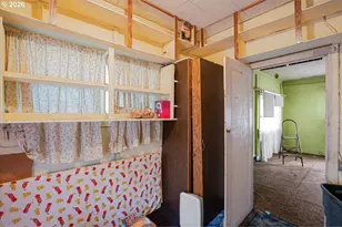 606 NW Nichol Ave, Myrtle Creek, OR 97457 - Photo 9