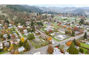 606 NW Nichol Ave, Myrtle Creek, OR 97457 - Photo 23