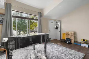 5367 Olympic Cir, Eugene, OR 97402 - Photo 5