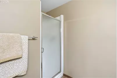 10805 SW Summer Lake Dr, Portland, OR 97223 - Photo 21
