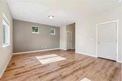 648 S Donna Dr, Newberg, OR 97132 - Photo 9