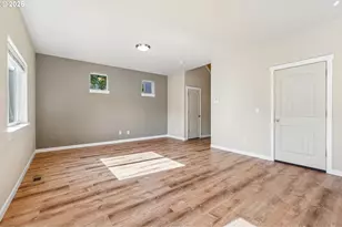 648 S Donna Dr, Newberg, OR 97132 - Photo 9
