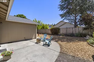 2192 SE Nordlund Ct, Hillsboro, OR 97123 - Photo 39