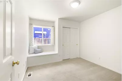 2192 SE Nordlund Ct, Hillsboro, OR 97123 - Photo 33