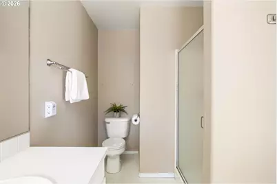 2192 SE Nordlund Ct, Hillsboro, OR 97123 - Photo 29