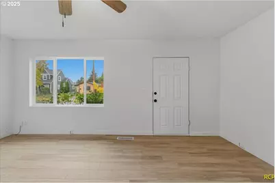 1124 NE 81st Ave, Portland, OR 97213 - Photo 3