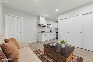 1124 NE 81st Ave, Portland, OR 97213 - Photo 33