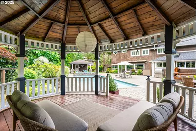 13740 Fielding Rd, Lake Oswego, OR 97034 - Photo 45