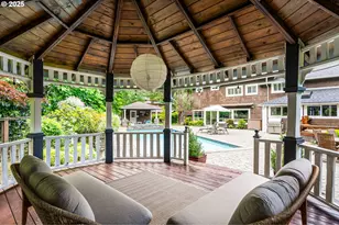 13740 Fielding Rd, Lake Oswego, OR 97034 - Photo 45