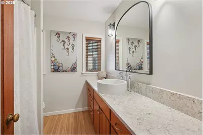 112 W 35th St, Vancouver, WA 98660 - Photo 17