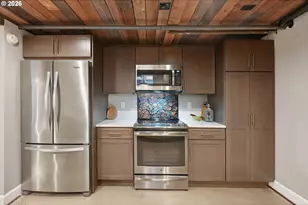 112 W 35th St, Vancouver, WA 98660 - Photo 27