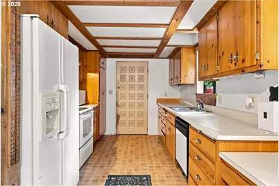 15338 Holcomb Blvd, Oregon City, OR 97045 - Photo 11