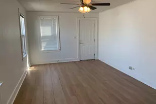 218 S 19th St, Springfield, OR 97477 - Photo 5