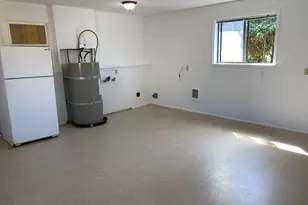 218 S 19th St, Springfield, OR 97477 - Photo 11