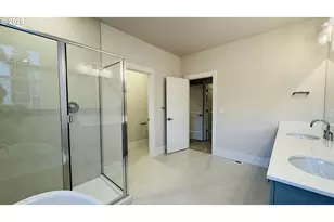 11691 SW Hayrick Ter, Beaverton, OR 97007 - Photo 35