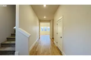 11691 SW Hayrick Ter, Beaverton, OR 97007 - Photo 7