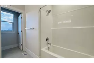 11691 SW Hayrick Ter, Beaverton, OR 97007 - Photo 31