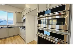11691 SW Hayrick Ter, Beaverton, OR 97007 - Photo 13