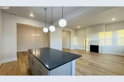 11691 SW Hayrick Ter, Beaverton, OR 97007 - Photo 17