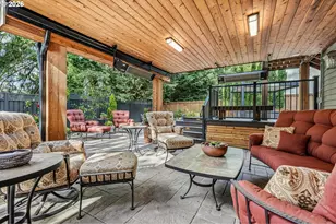15630 SW Brighton Ct, Beaverton, OR 97007 - Photo 37