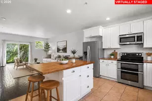 2607 SE 109th Ave, Portland, OR 97266 - Photo 5