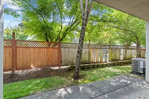 2607 SE 109th Ave, Portland, OR 97266 - Photo 13