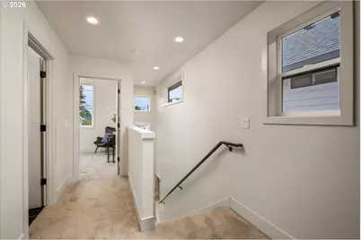 6945 N Burr Ave, Portland, OR 97203 - Photo 13