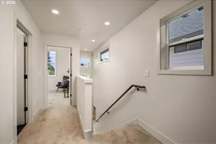 6945 N Burr Ave, Portland, OR 97203 - Photo 13