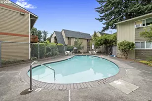 16851 SE Powell Blvd, Portland, OR 97236 - Photo 23