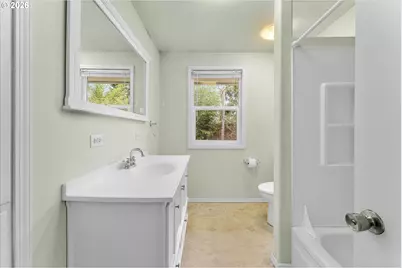 1002 Market St, Lafayette, OR 97127 - Photo 17