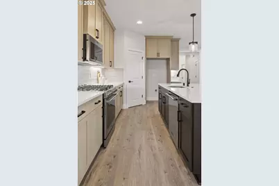 1211 S Mountain Pl, Ridgefield, WA 98642 - Photo 9