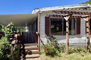 76582 Davis Rd, Oakridge, OR 97463 - Photo 5