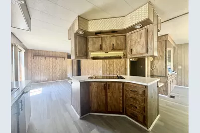 76582 Davis Rd, Oakridge, OR 97463 - Photo 15