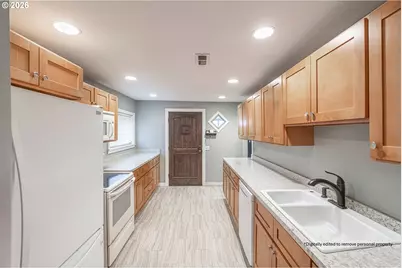 232 E Carolina St, Lebanon, OR 97355 - Photo 9