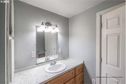 232 E Carolina St, Lebanon, OR 97355 - Photo 21