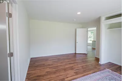 28788 Gimpl Hill Rd, Eugene, OR 97402 - Photo 13