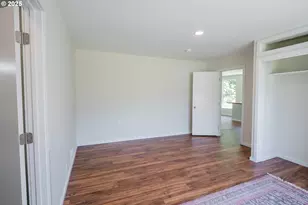 28788 Gimpl Hill Rd, Eugene, OR 97402 - Photo 13