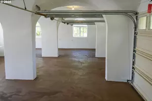 28788 Gimpl Hill Rd, Eugene, OR 97402 - Photo 29